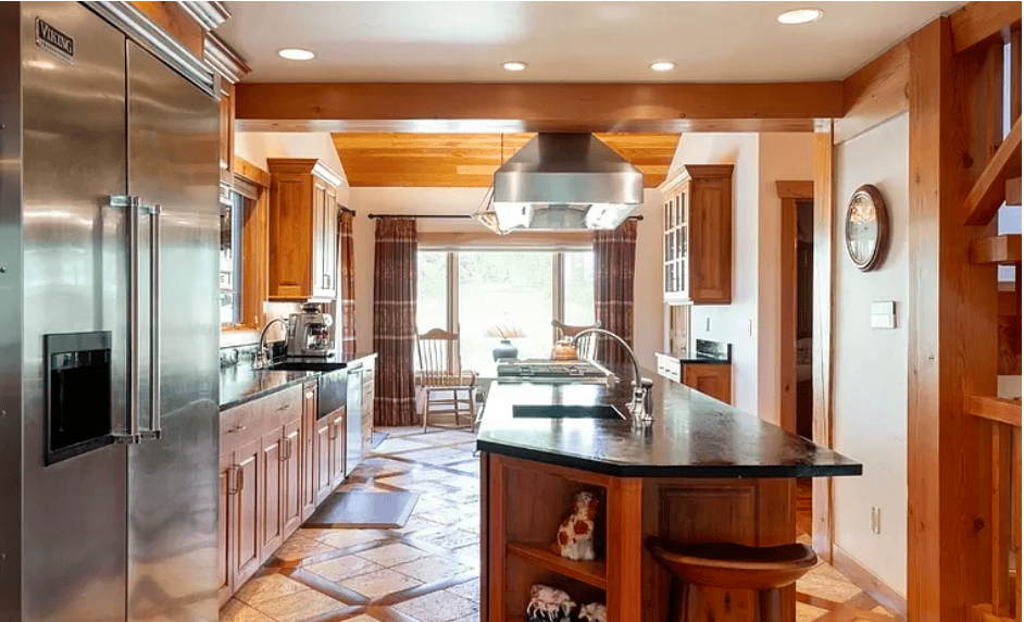 24450 Meadow Road Clark CO 80428