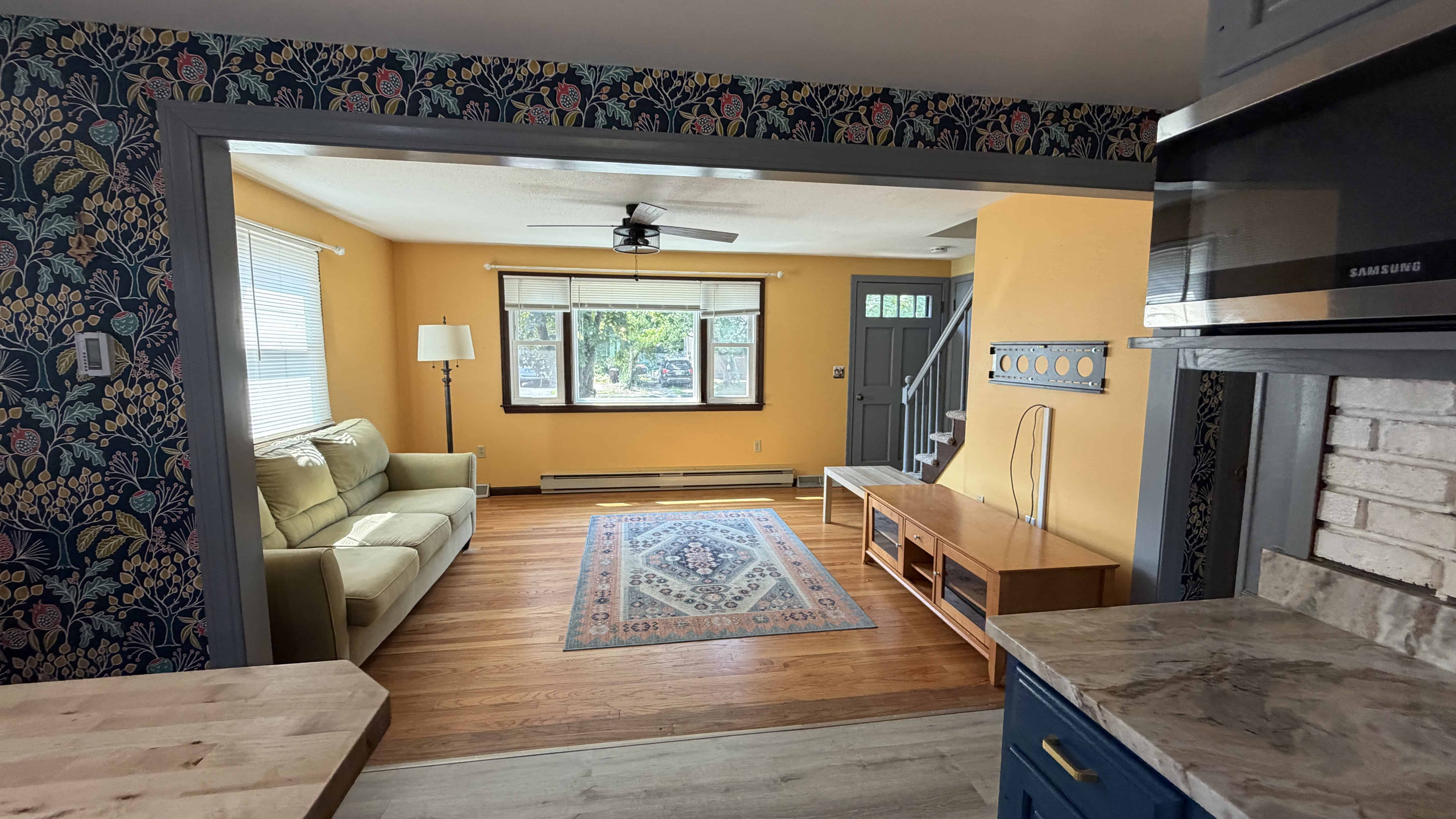 Easthampton MA 01027