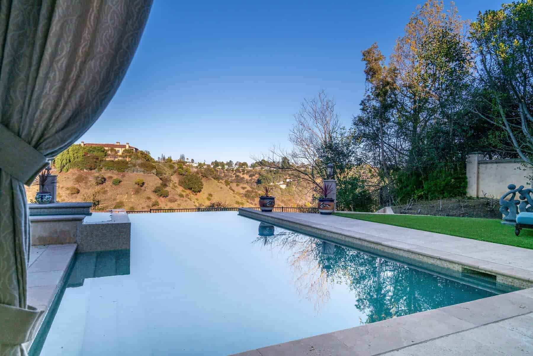 2286 Worthing Lane Bel Air Crest CA 90077