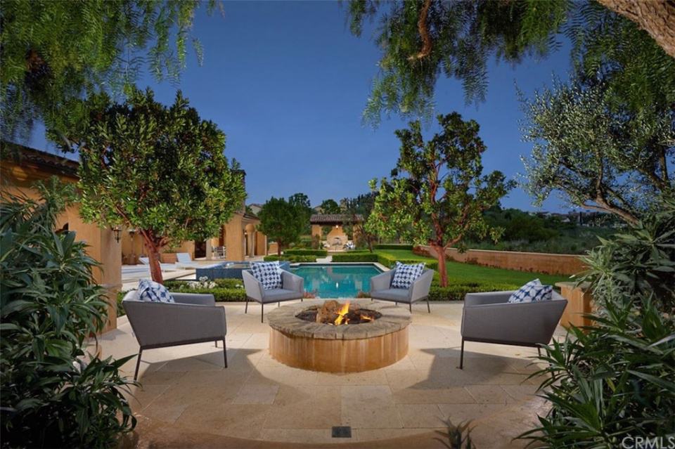 51 Echo Glen Irvine CA 92603