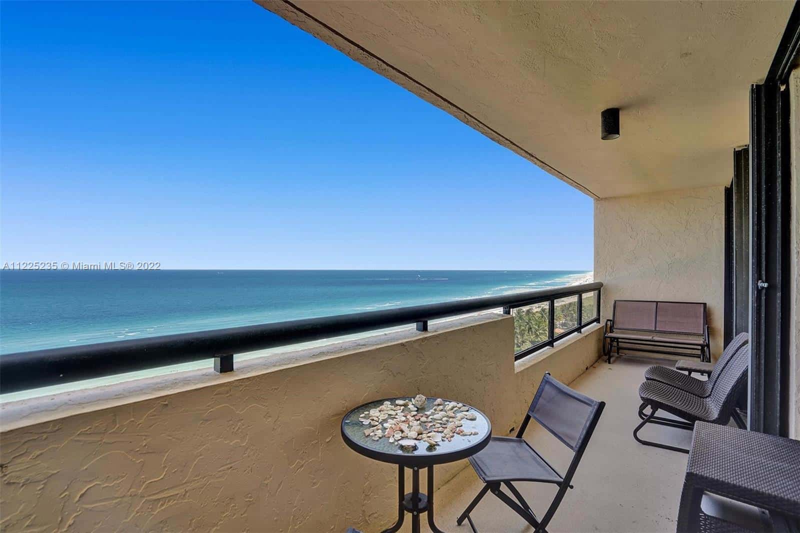2555 Collins Avenue Miami Beach FL 33140