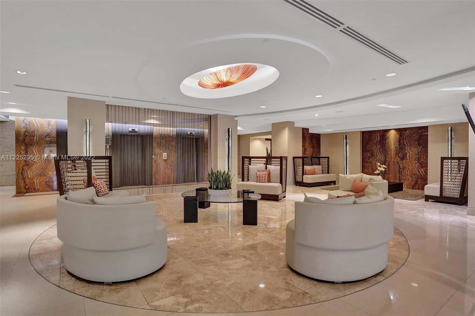 2555 Collins Avenue Miami Beach FL 33140