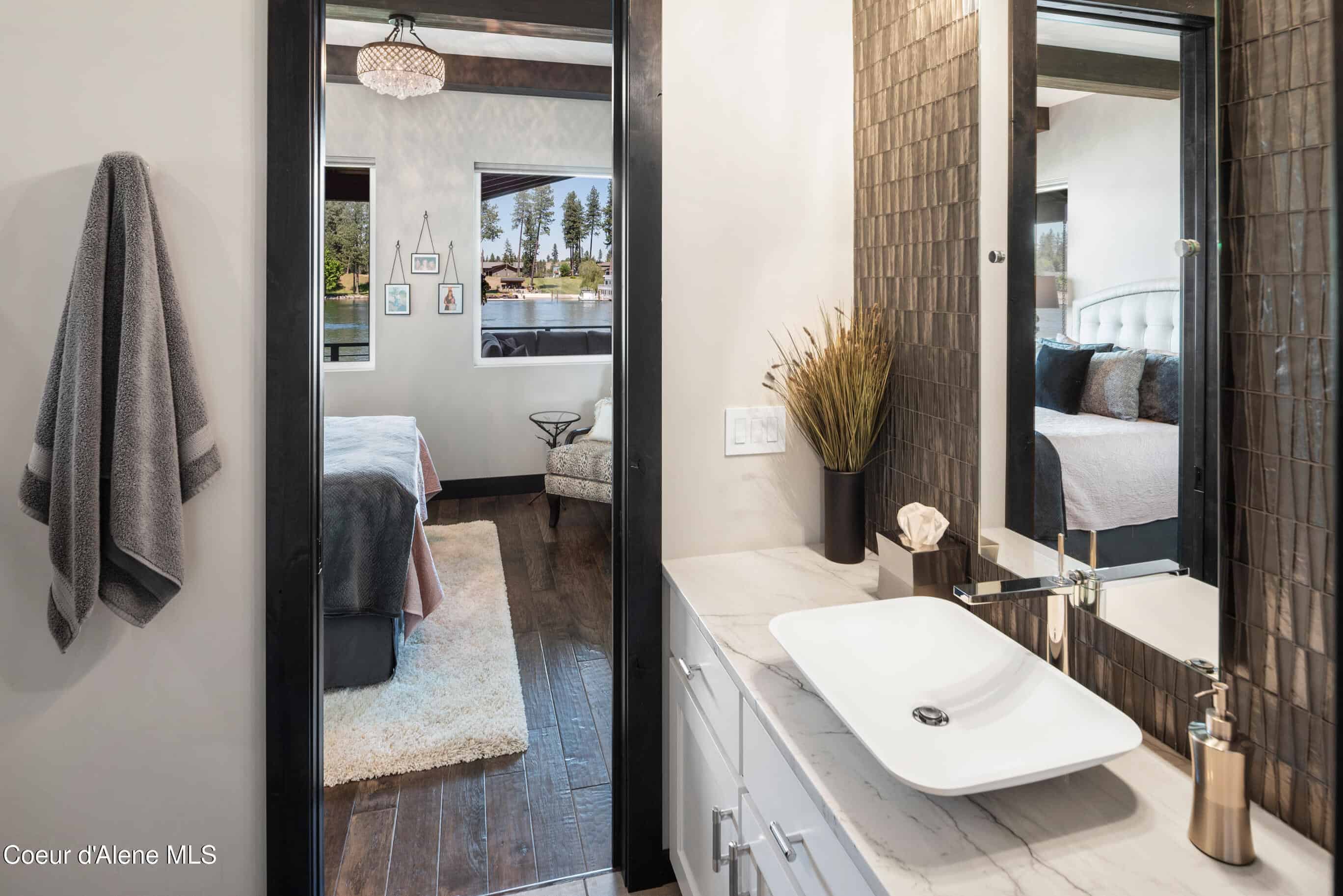 518 S Hidden Island Lane Coeur d Alene ID 83814