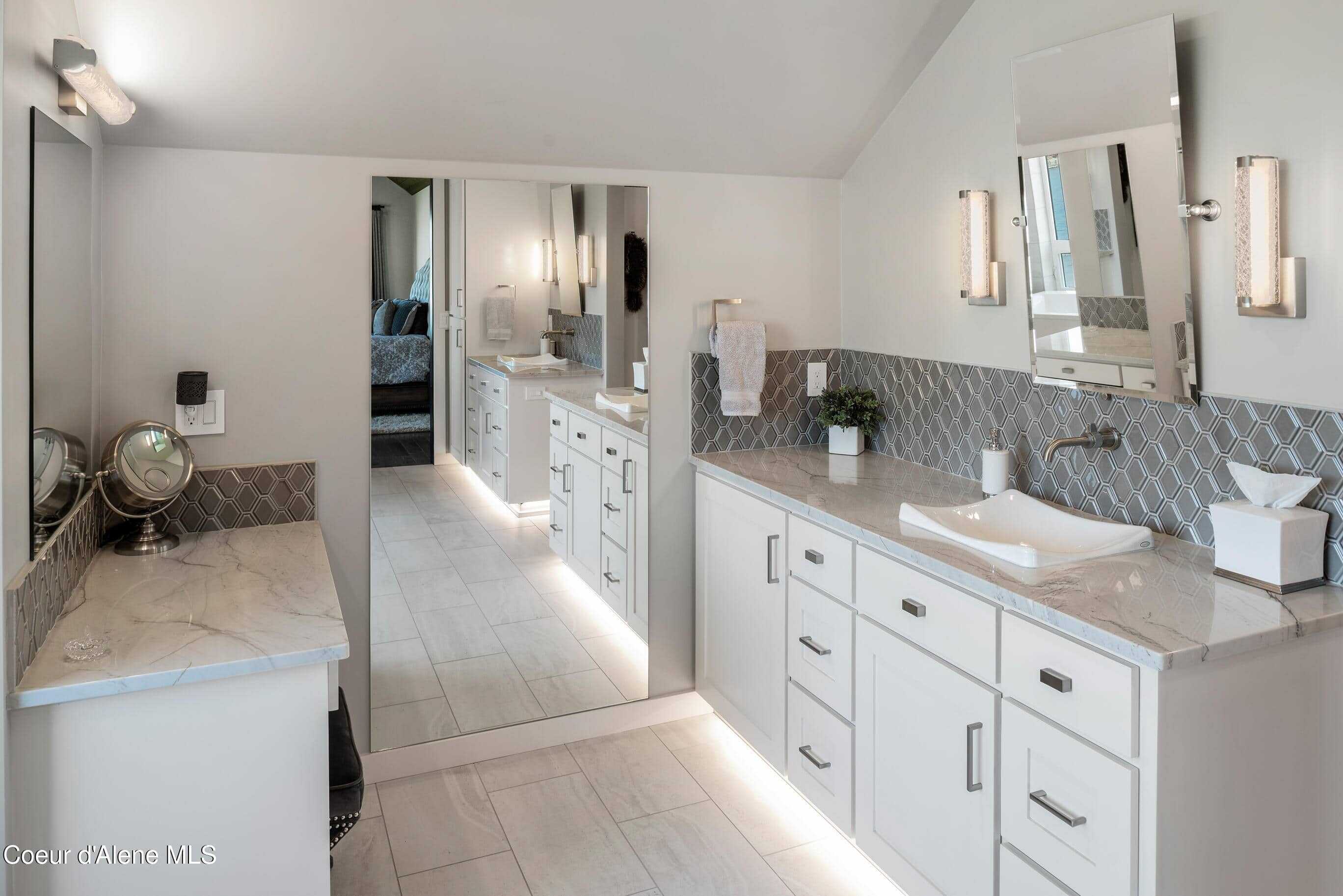 518 S Hidden Island Lane Coeur d Alene ID 83814