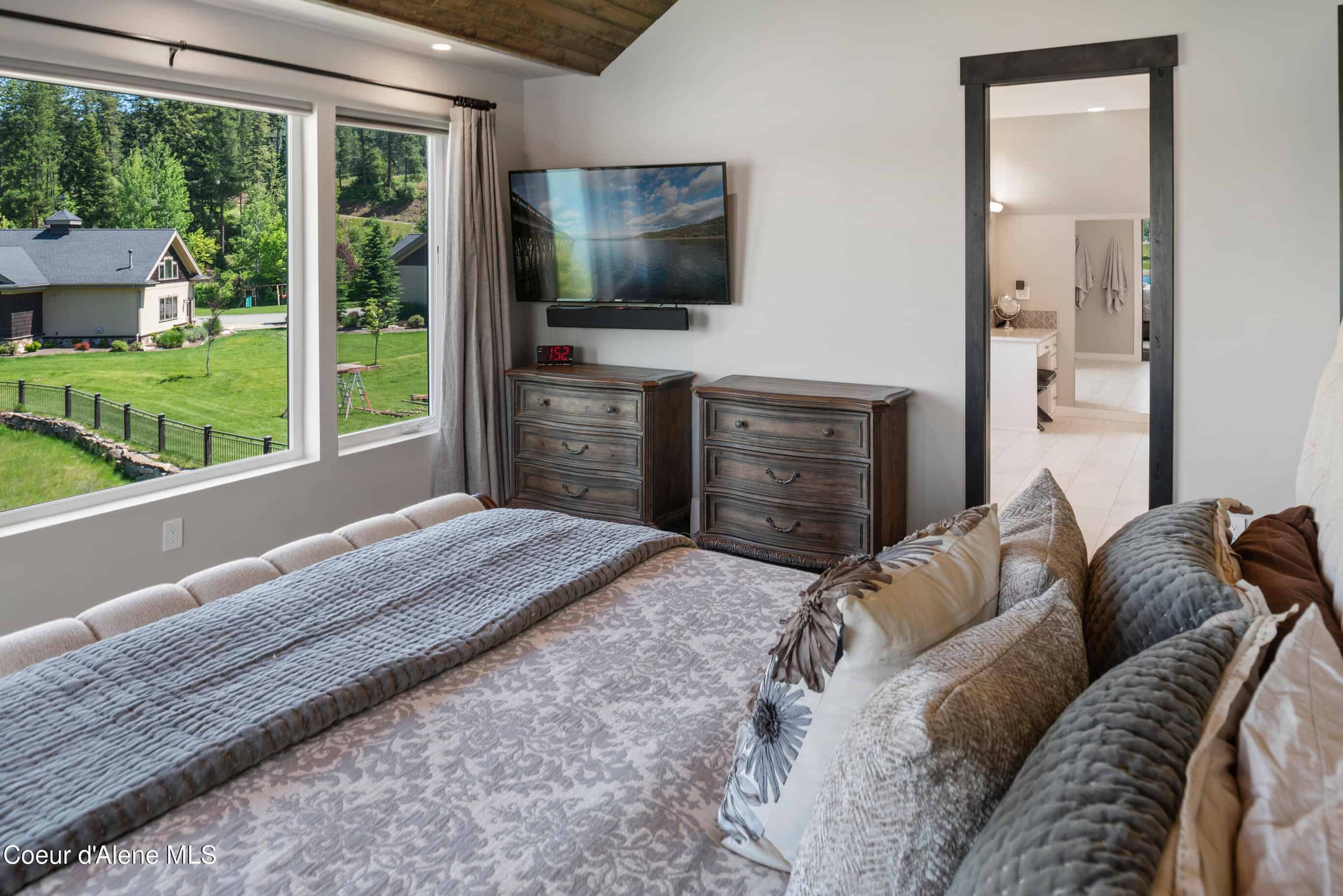 518 S Hidden Island Lane Coeur d Alene ID 83814