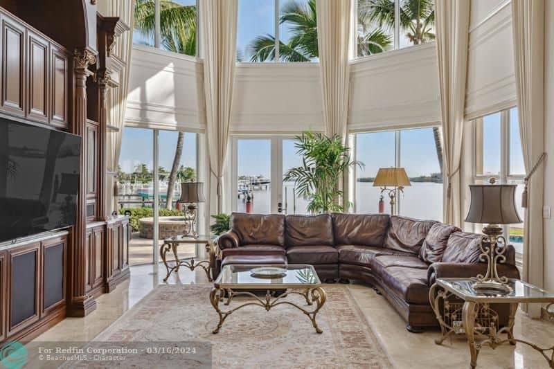 10 Bella Vista Avenue Lake Worth Beach FL 33460