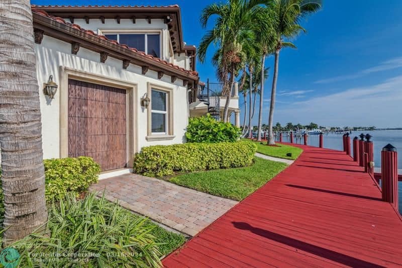 10 Bella Vista Avenue Lake Worth Beach FL 33460