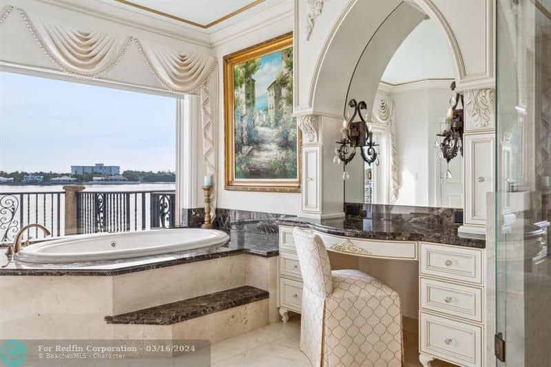 10 Bella Vista Avenue Lake Worth Beach FL 33460