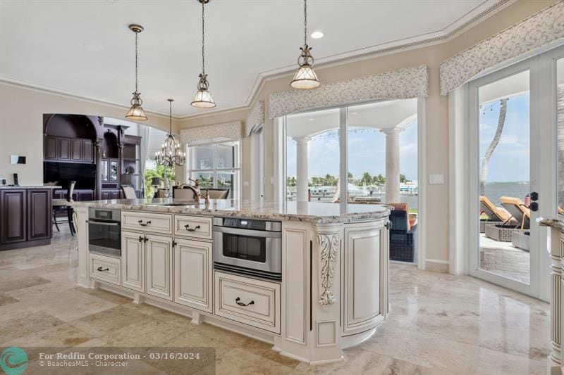10 Bella Vista Avenue Lake Worth Beach FL 33460