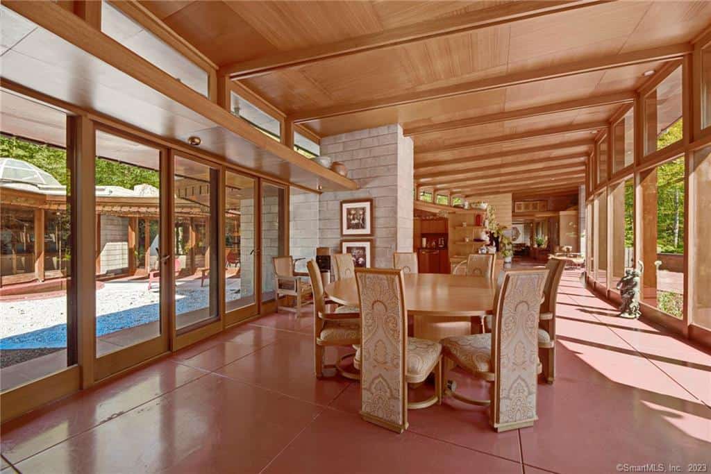 432 Frogtown Road New Canaan CT 06840