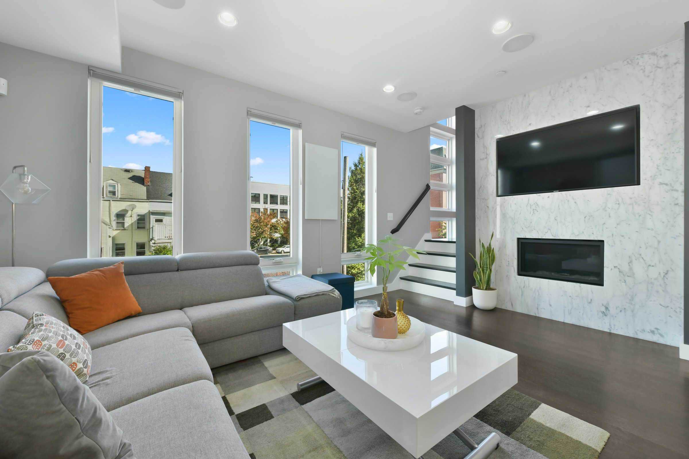 117 Bolton Street, Boston, MA 02127