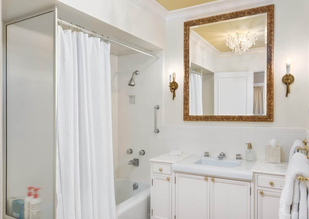 7007 Country Club Drive La Jolla CA 92037