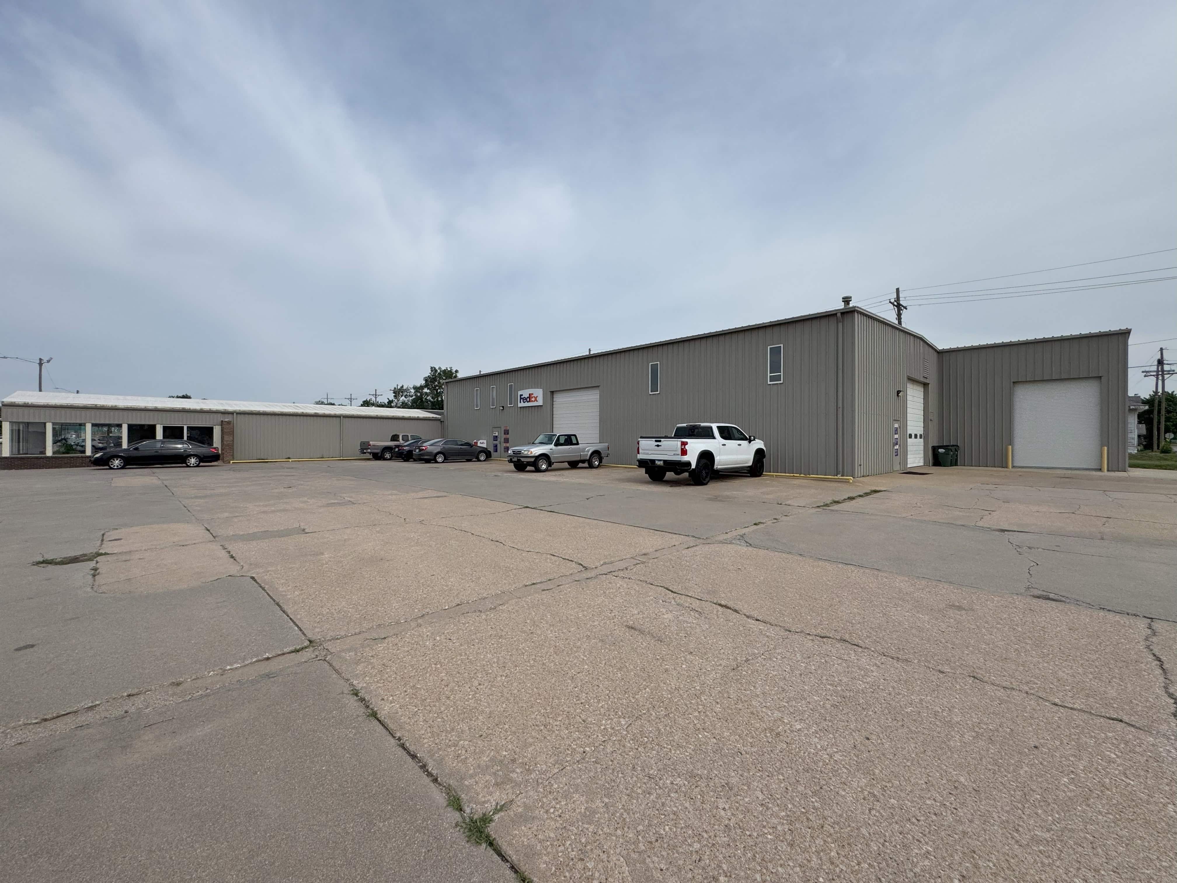 930 E 4th Hutchinson KS 67501