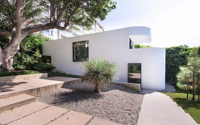 126 Mabery Road Santa Monica CA 90402-1204