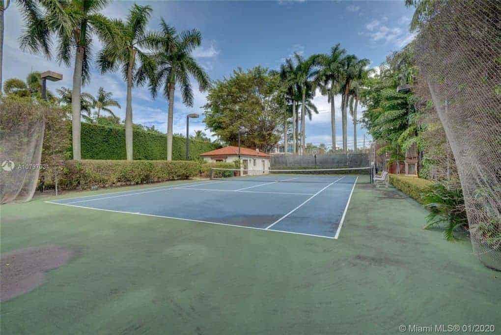 2050 N Bay Road Miami Beach FL 33140