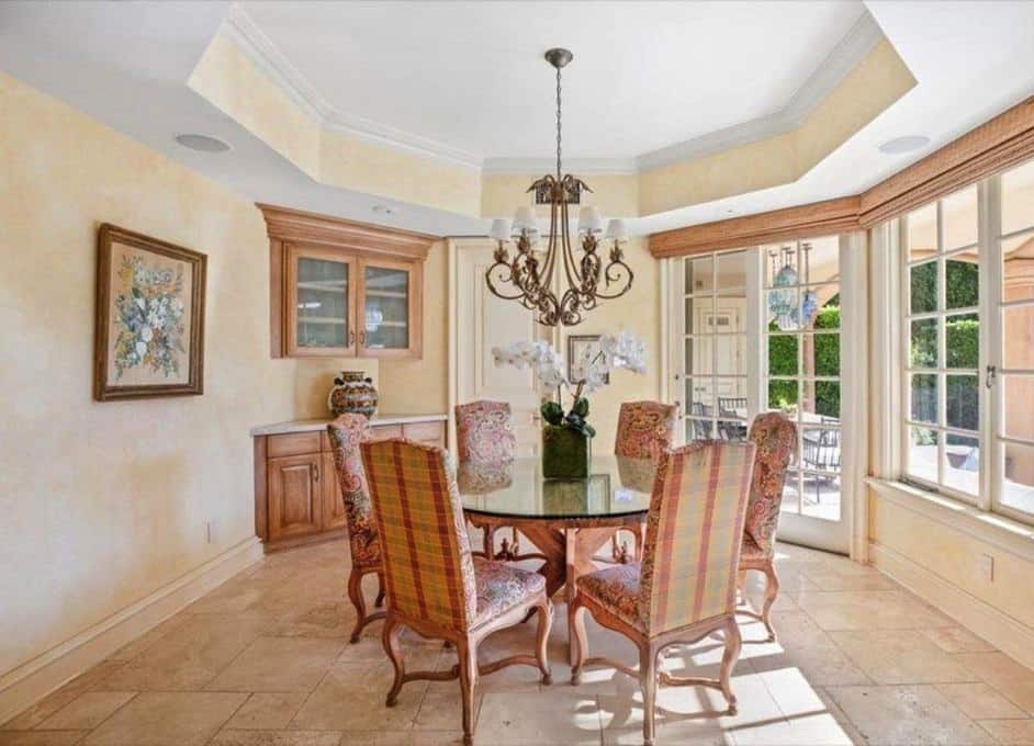 707 N Hillcrest Road Beverly Hills CA 90210