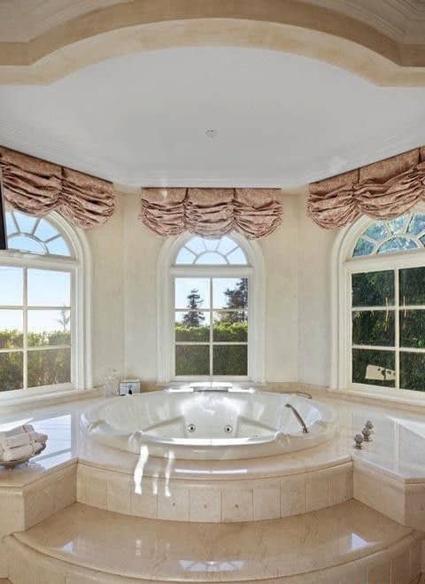 707 N Hillcrest Road Beverly Hills CA 90210