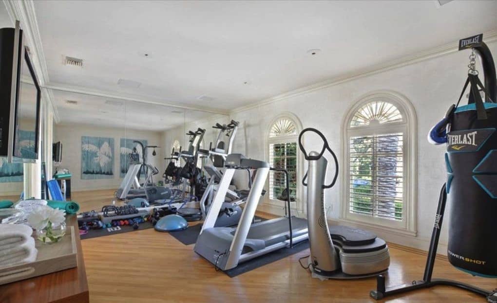 707 N Hillcrest Road Beverly Hills CA 90210