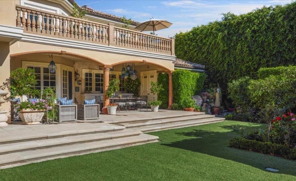707 N Hillcrest Road Beverly Hills CA 90210