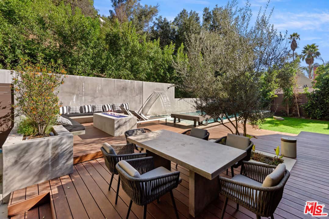 1862 Laurel Canyon Boulevard Los Angeles CA 90046