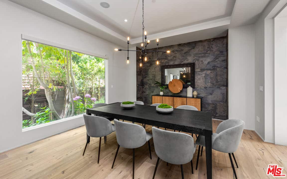 1862 Laurel Canyon Boulevard Los Angeles CA 90046