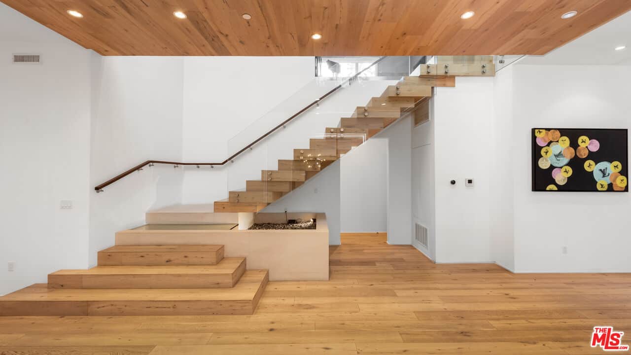 1862 Laurel Canyon Boulevard Los Angeles CA 90046