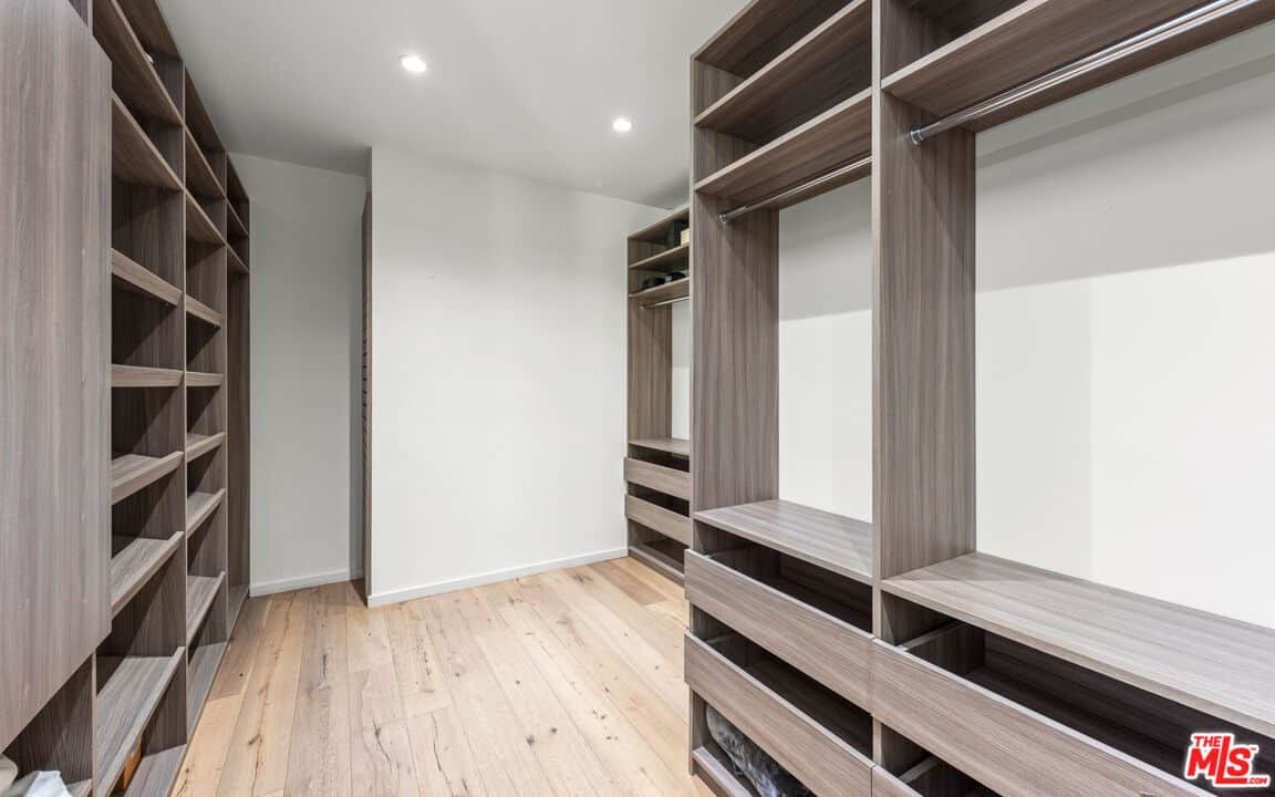 1862 Laurel Canyon Boulevard Los Angeles CA 90046