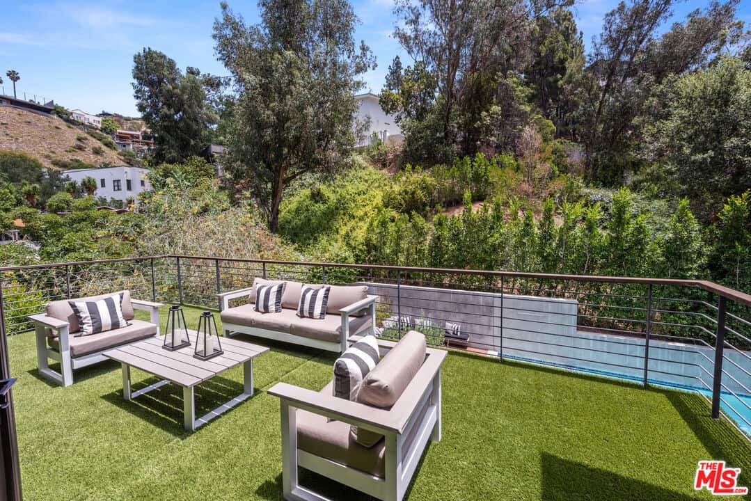 1862 Laurel Canyon Boulevard Los Angeles CA 90046