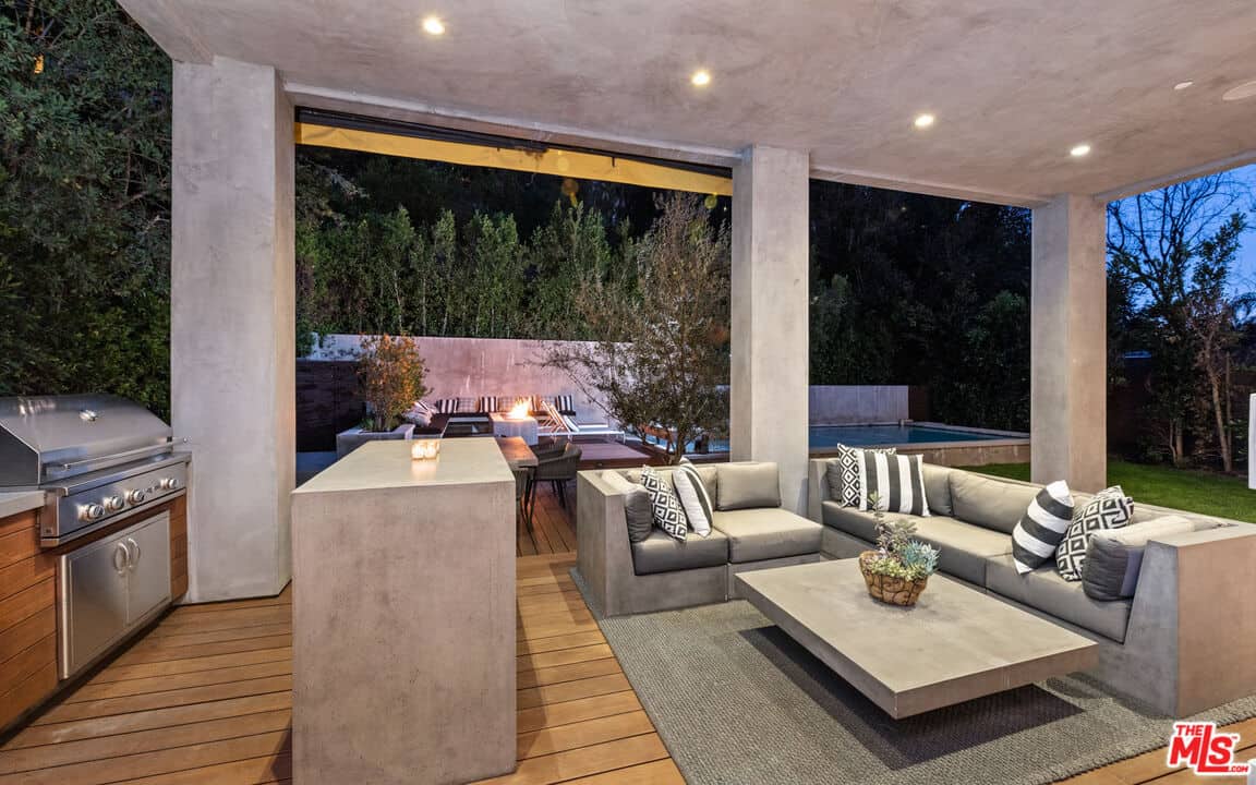 1862 Laurel Canyon Boulevard Los Angeles CA 90046