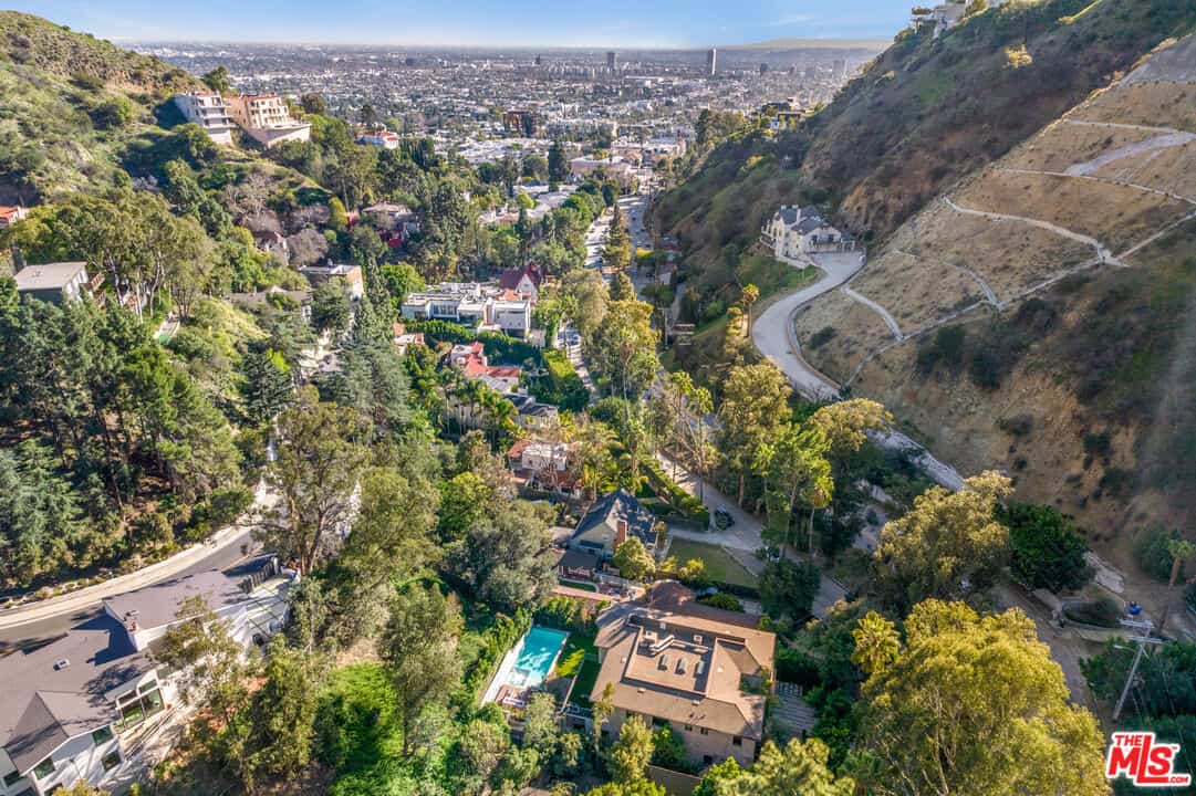1862 Laurel Canyon Boulevard Los Angeles CA 90046