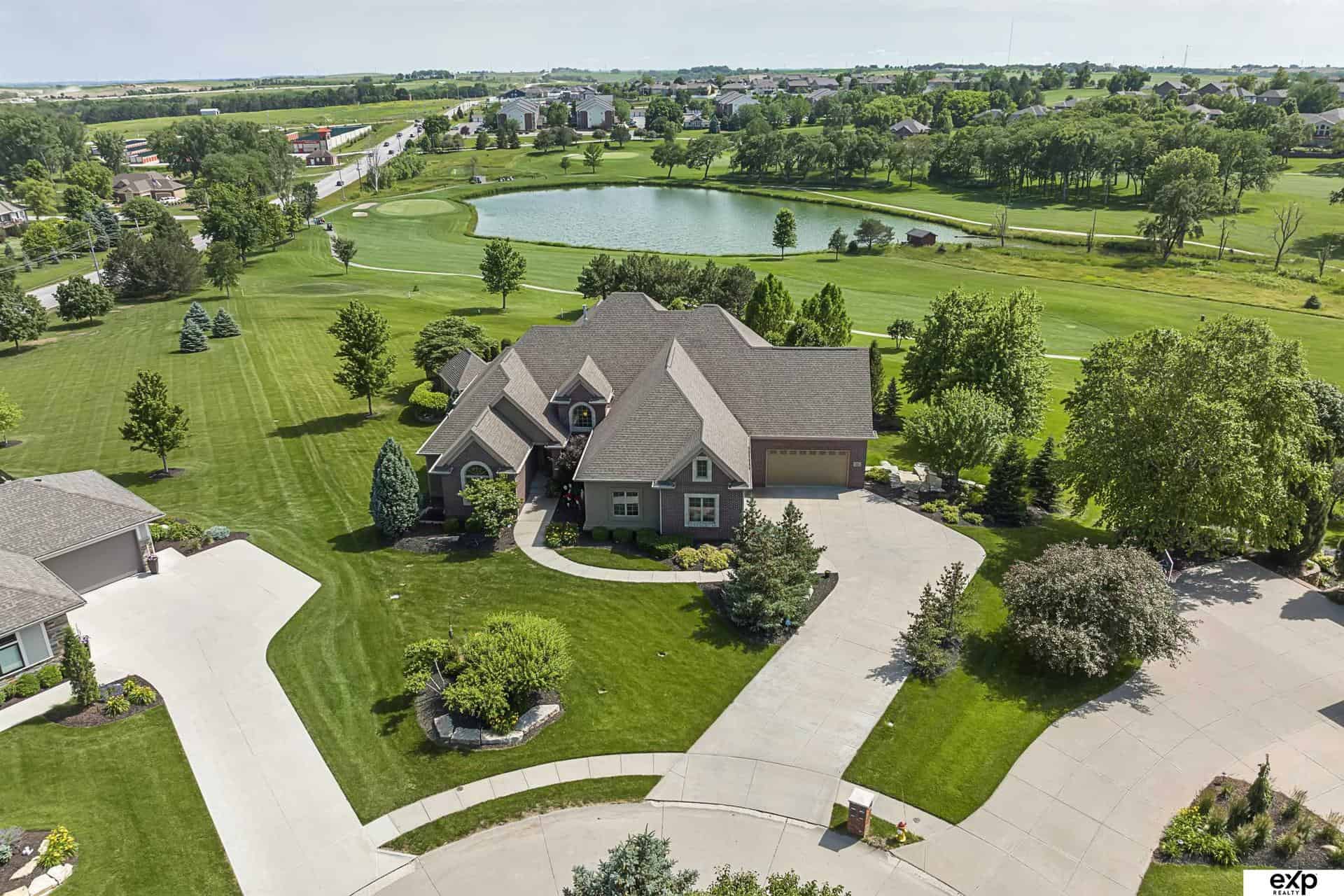 10710 S 168 Avenue Omaha NE 68136