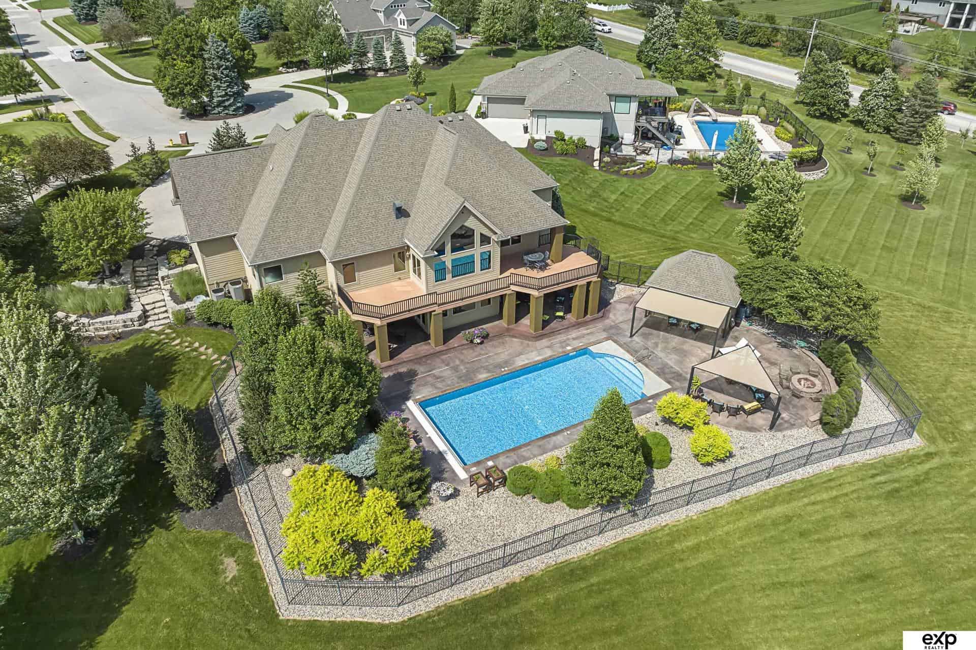 10710 S 168 Avenue Omaha NE 68136