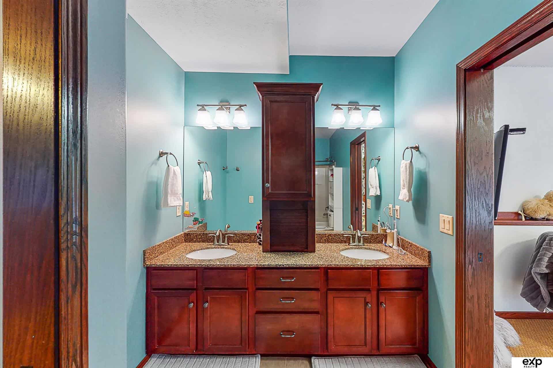 10710 S 168 Avenue Omaha NE 68136
