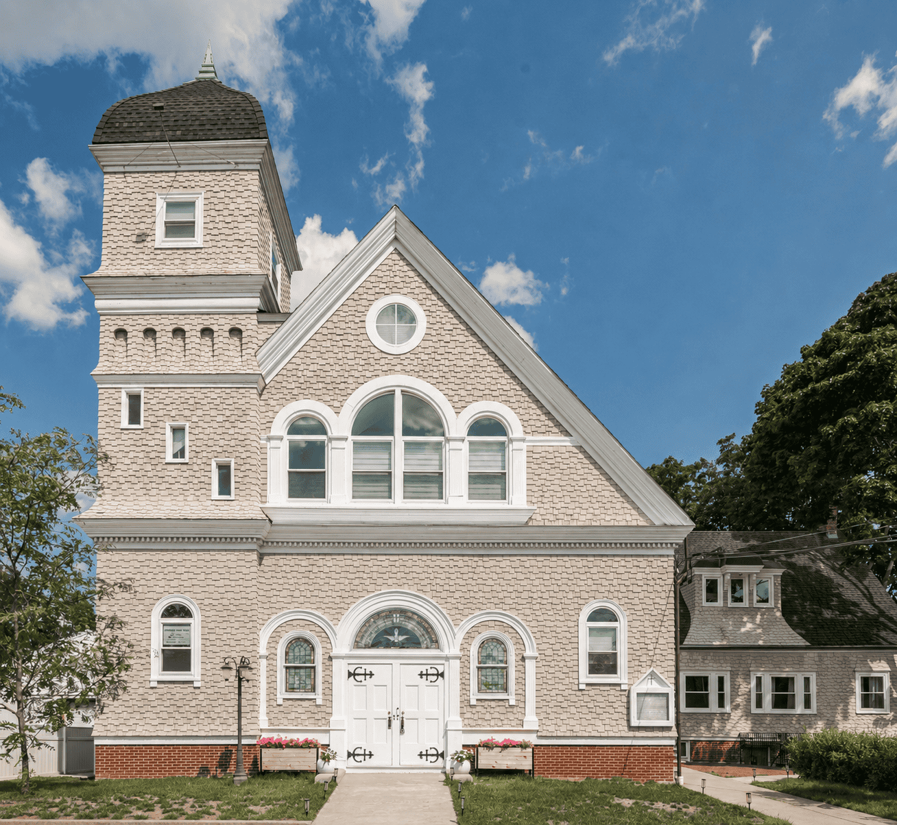 143 Burrill Street Swampscott MA 01907