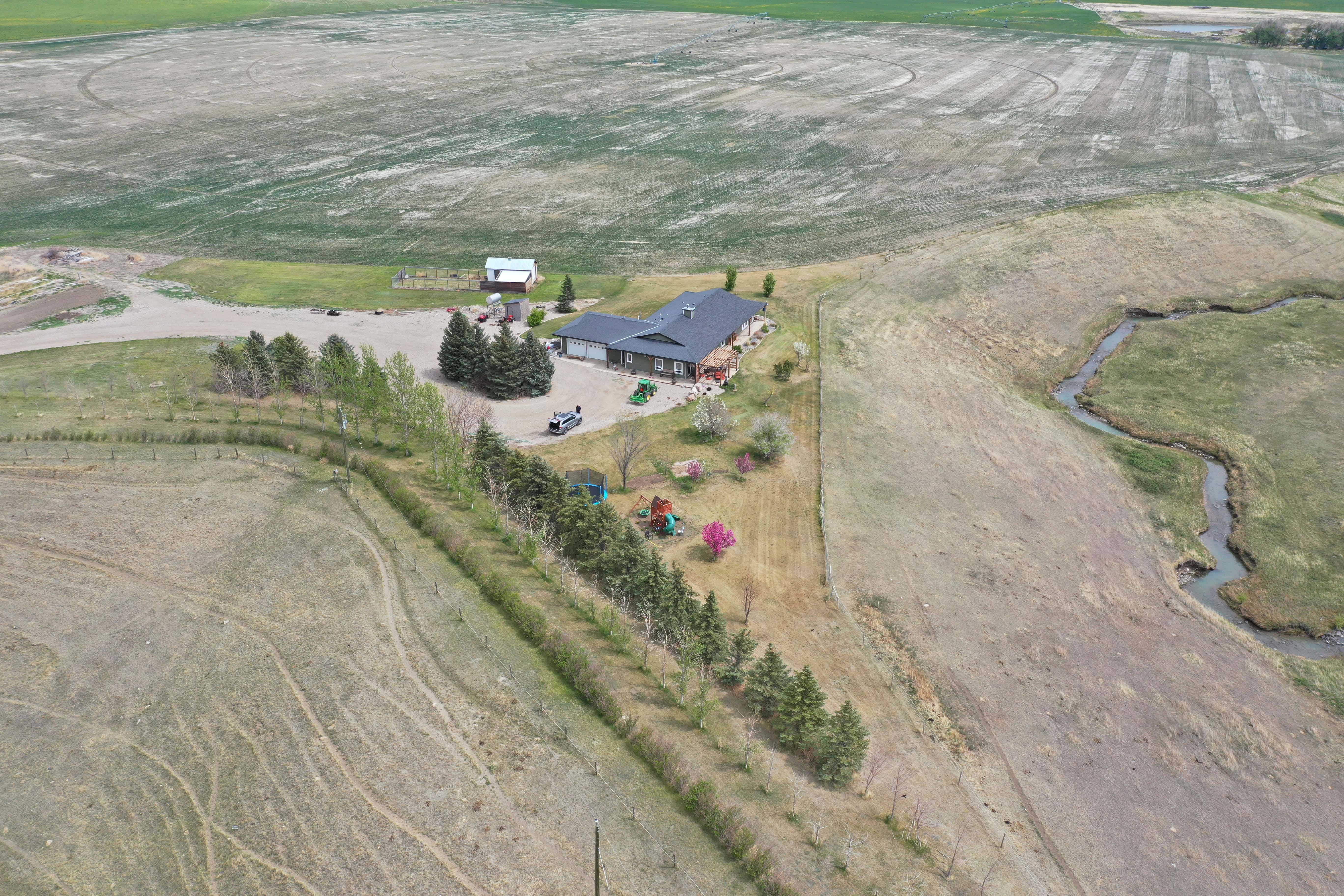 Rr 214, County Of Lethbridge SW 1/4- 28-12-21-w4 Picture Butte AB
