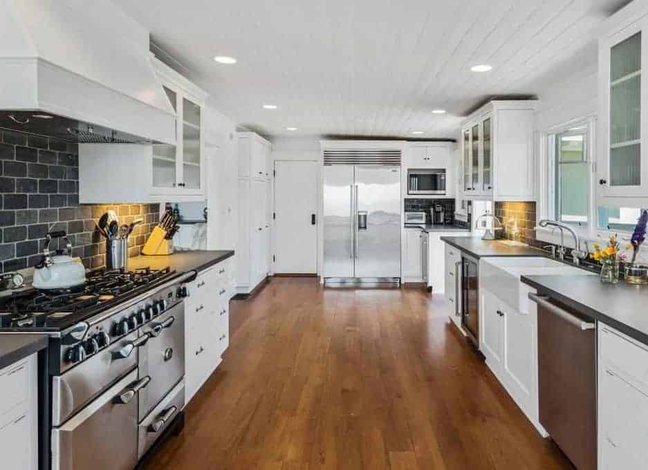 7163 Birdview Avenue Malibu CA 90265
