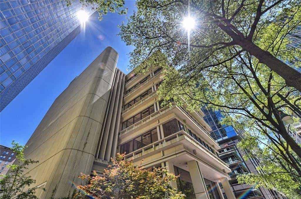 139 S Tryon Street Apt 5b Charlotte NC 28202