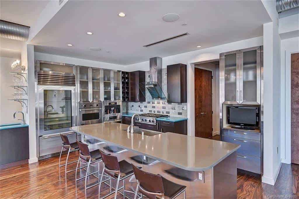 139 S Tryon Street Apt 5b Charlotte NC 28202
