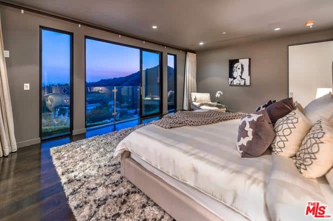 2187 Summitridge Drive Beverly Hills CA 90210