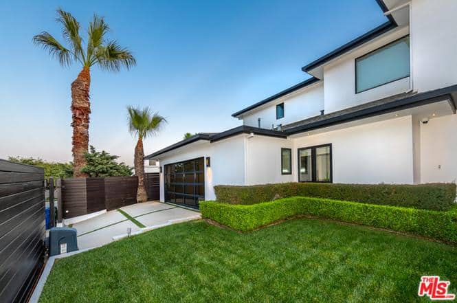 2187 Summitridge Drive Beverly Hills CA 90210