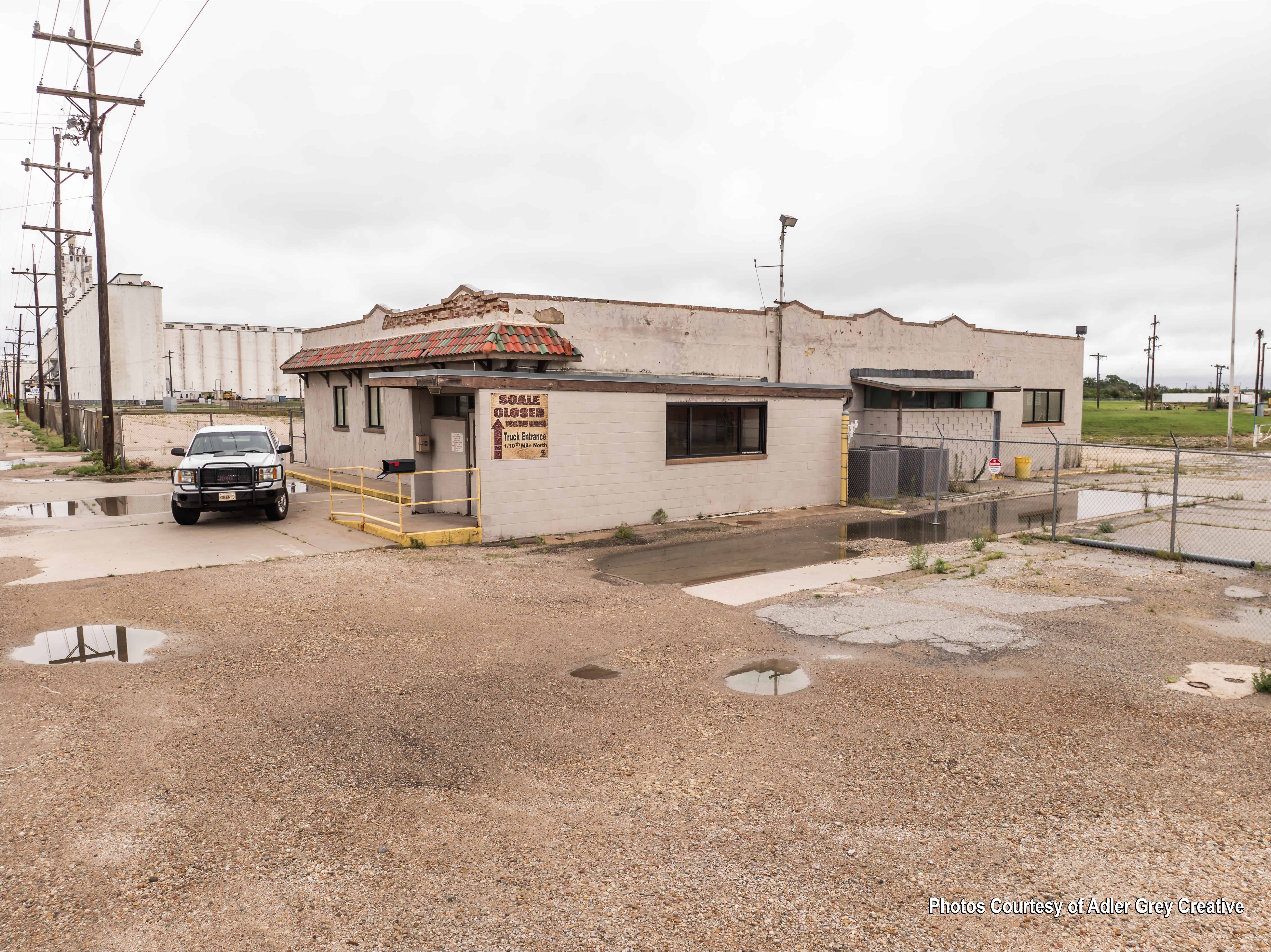 100 S Halstead Hutchinson KS 67501
