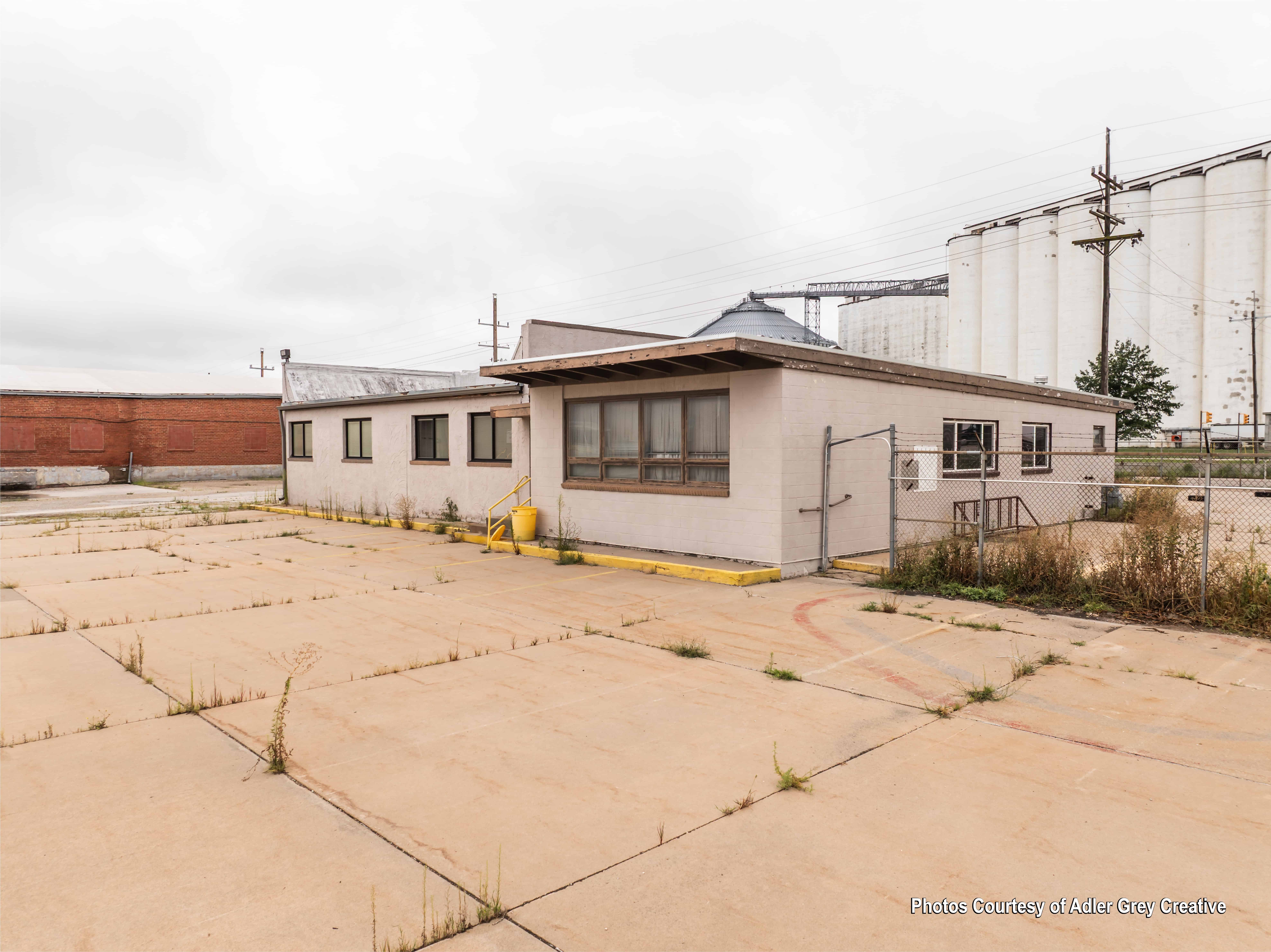 100 S Halstead Hutchinson KS 67501