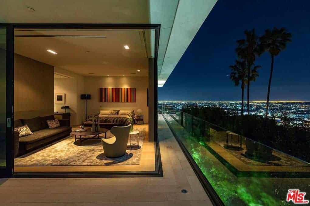 9133 Oriole Way Los Angeles CA 90069