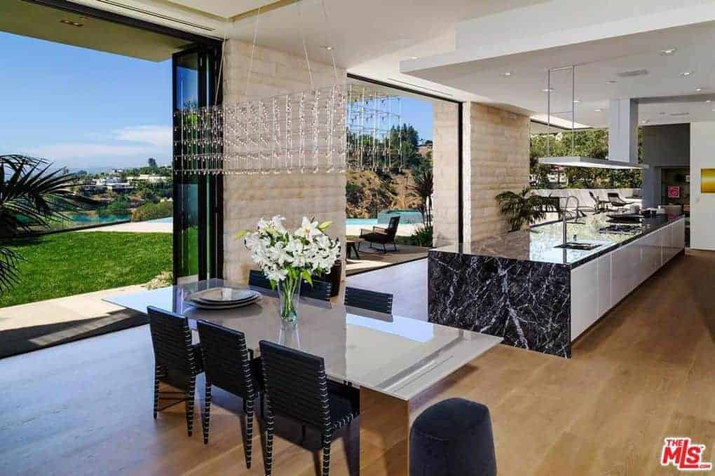 9133 Oriole Way Los Angeles CA 90069