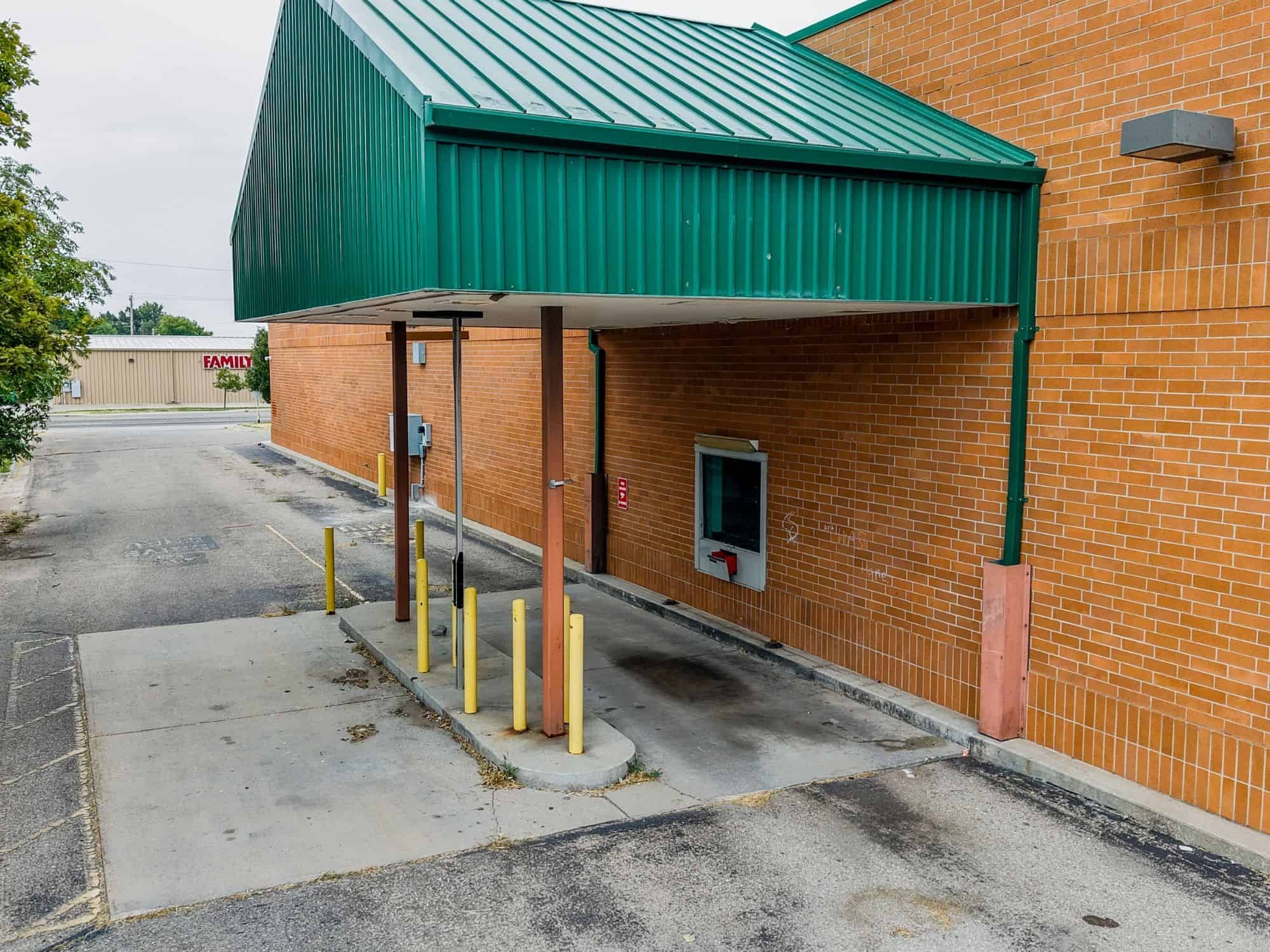 1555 S Broadway Wichita KS 67211
