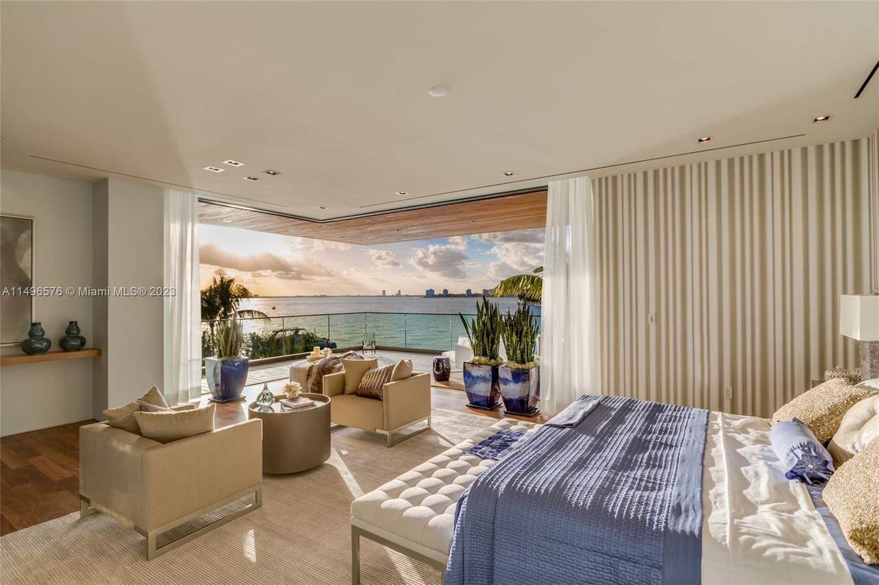 6440 N Bay Road Miami Beach FL 33141
