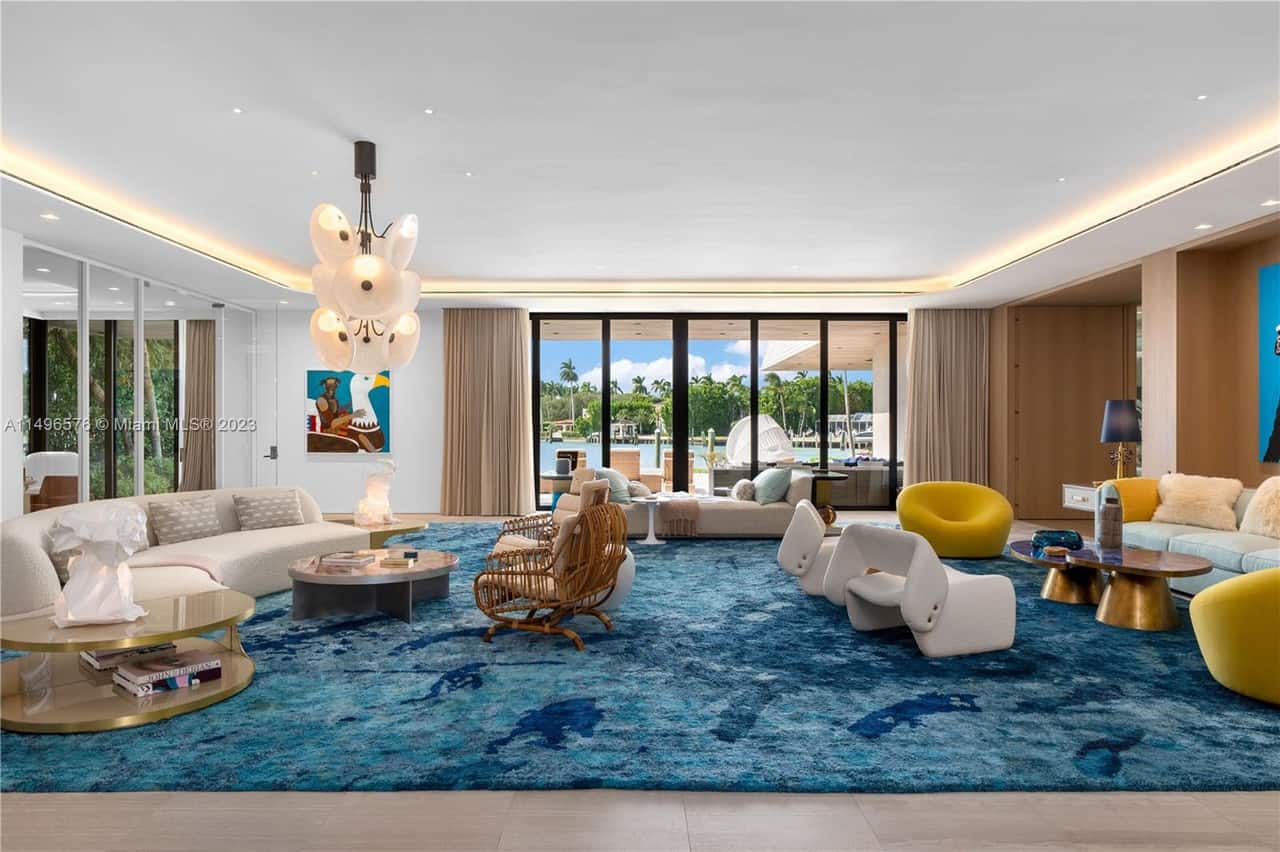 6440 N Bay Road Miami Beach FL 33141