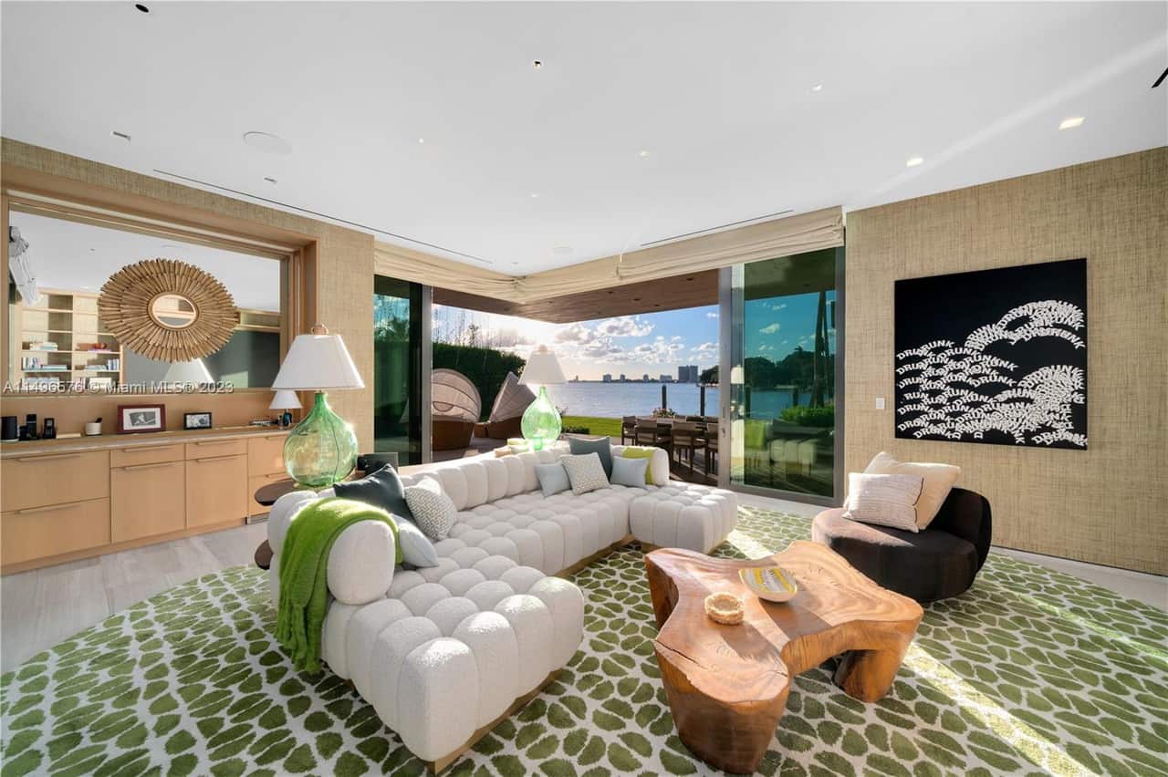 6440 N Bay Road Miami Beach FL 33141
