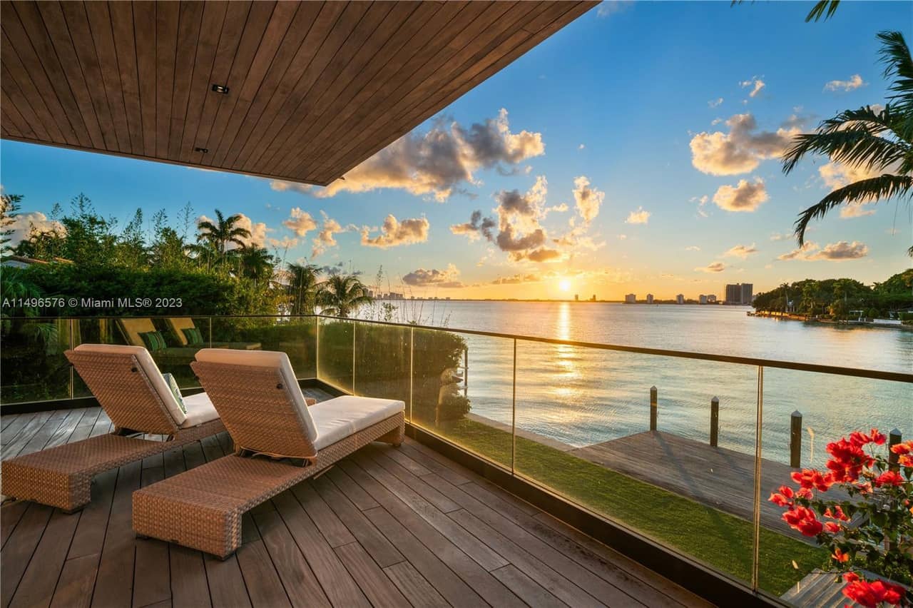 6440 N Bay Road Miami Beach FL 33141