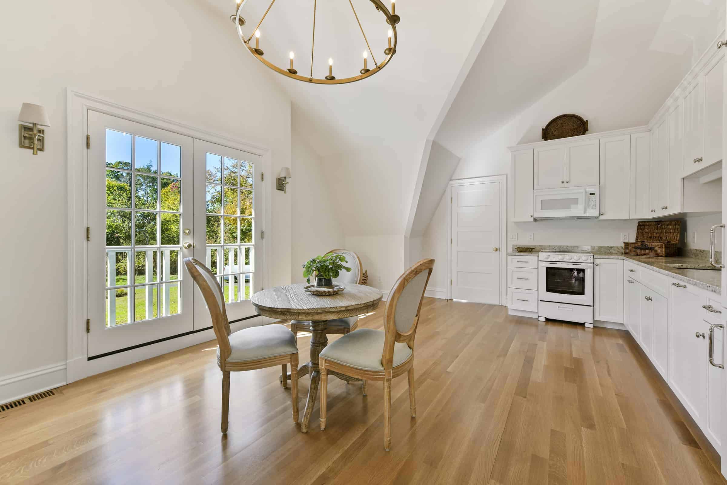 1452 Canton Avenue, Milton, MA 02186